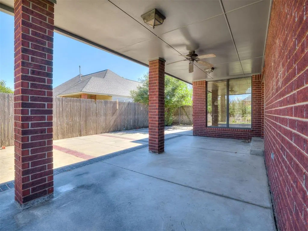 Photo 40 — 802 Hampton Court, El Reno, OK 73036