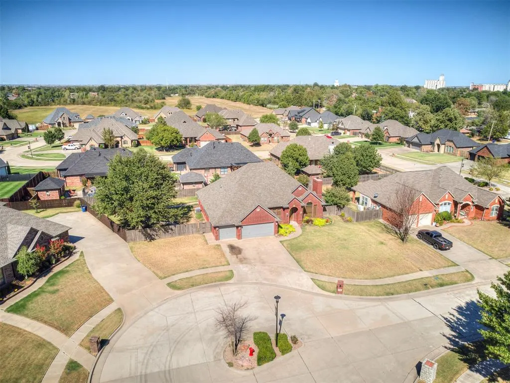 Photo 46 — 802 Hampton Court, El Reno, OK 73036