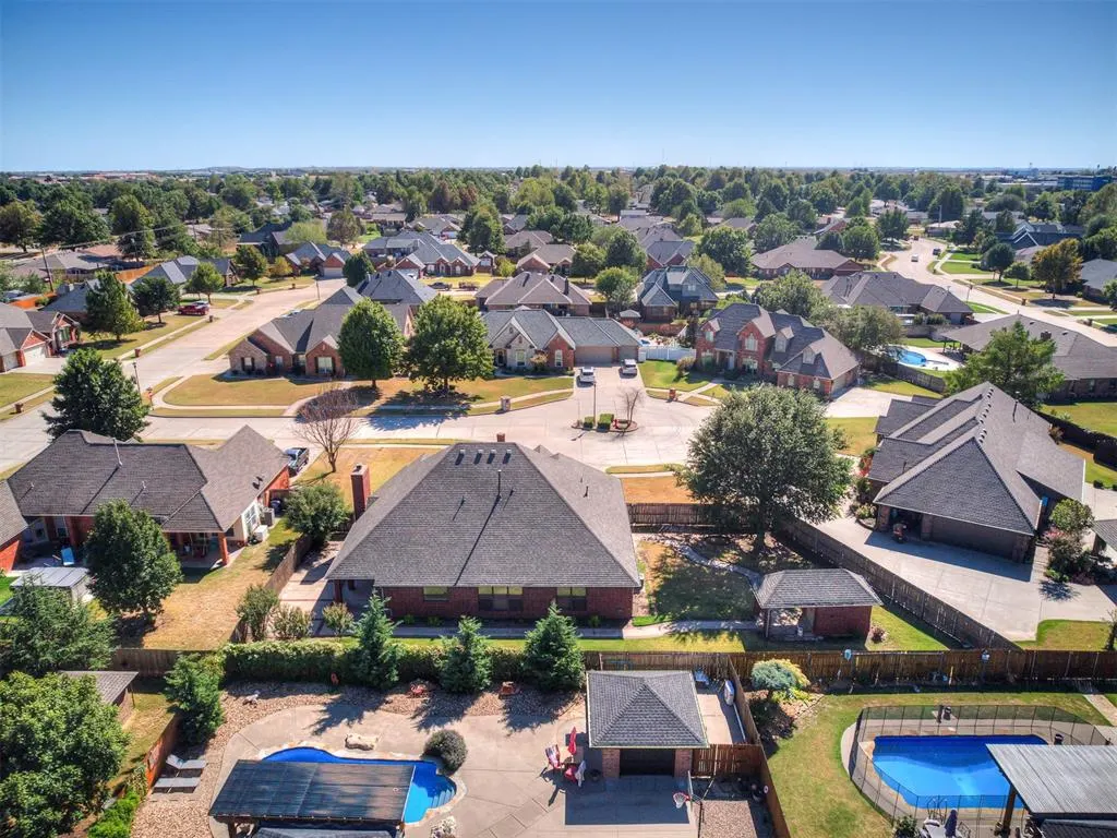 Photo 48 — 802 Hampton Court, El Reno, OK 73036