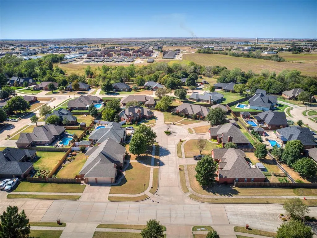 Photo 49 — 802 Hampton Court, El Reno, OK 73036