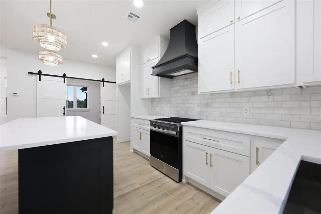 Photo 12 — 2153 Providence Way, Crescent, OK 73028