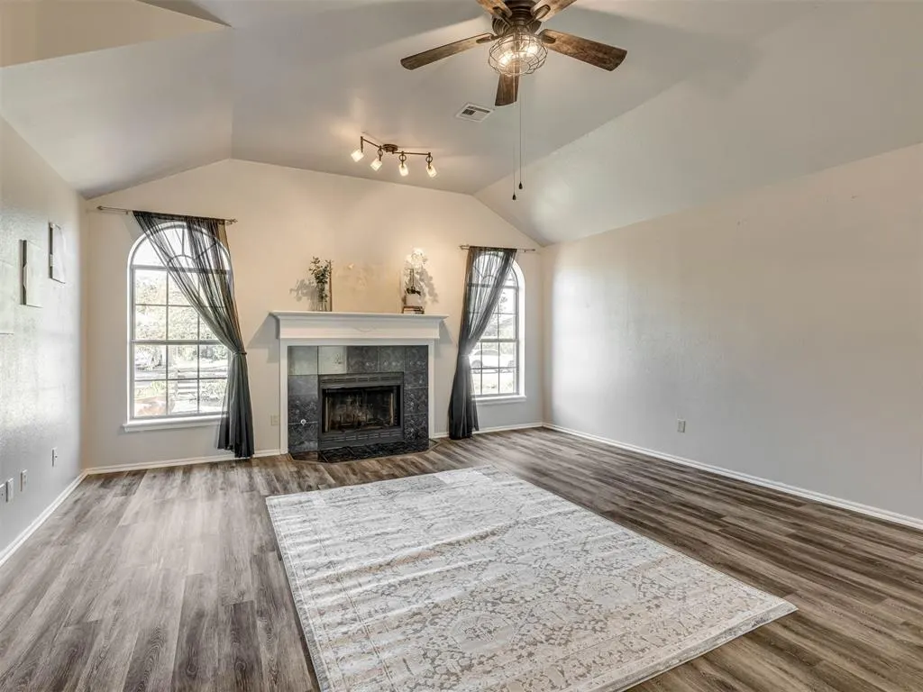 Photo 7 — 1913 Sunflower Circle, Norman, OK 73072