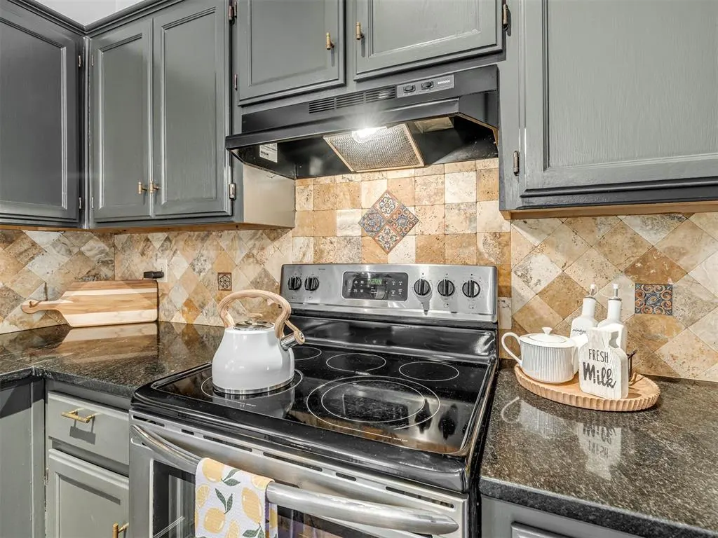 Photo 15 — 1913 Sunflower Circle, Norman, OK 73072