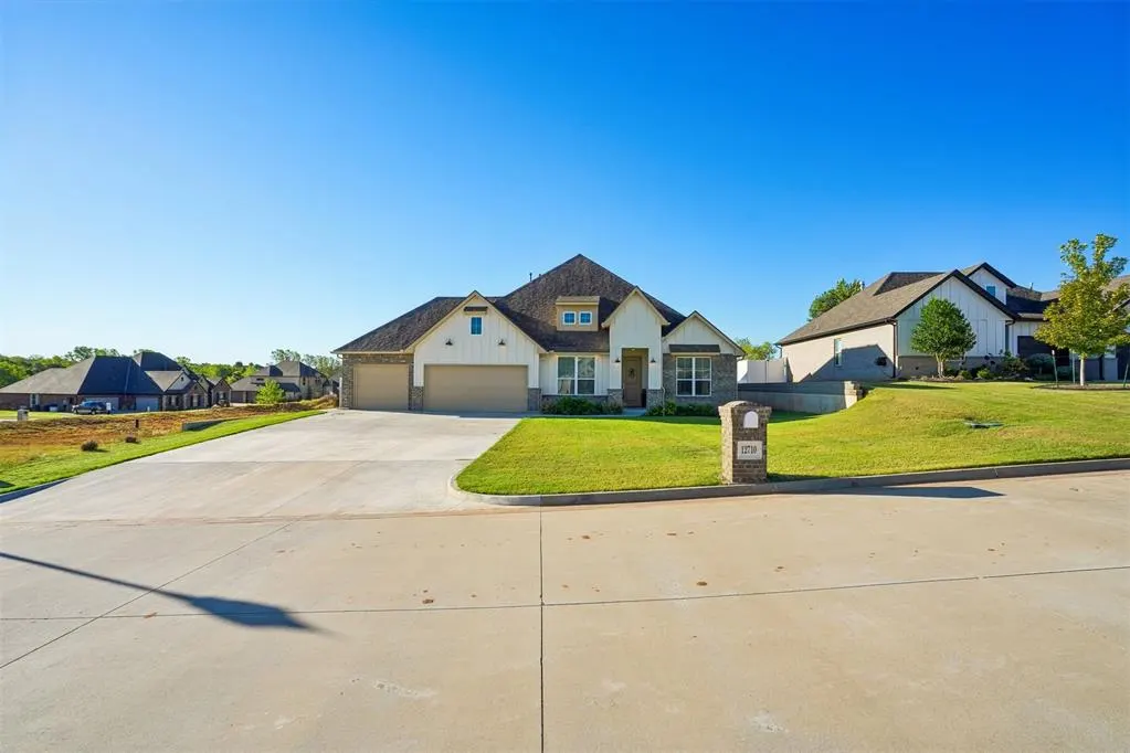 Photo 3 — 12710 Forest Terrace, Choctaw, OK 73020