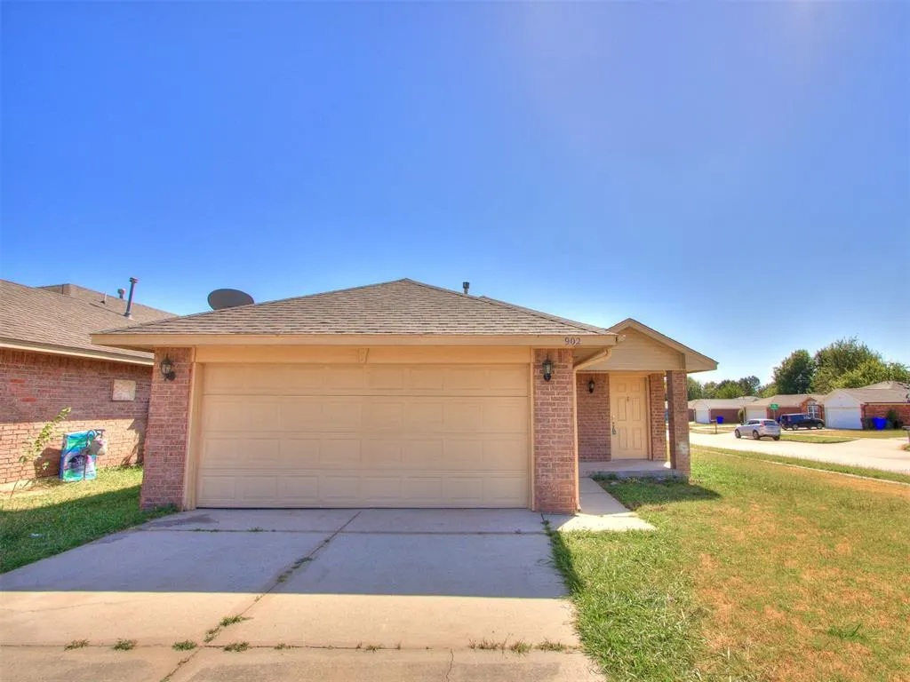 Photo 3 — 902 Beaumont Square, Norman, OK 73071