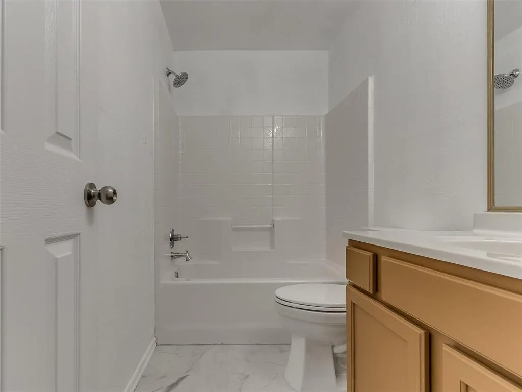 Photo 12 — 902 Beaumont Square, Norman, OK 73071