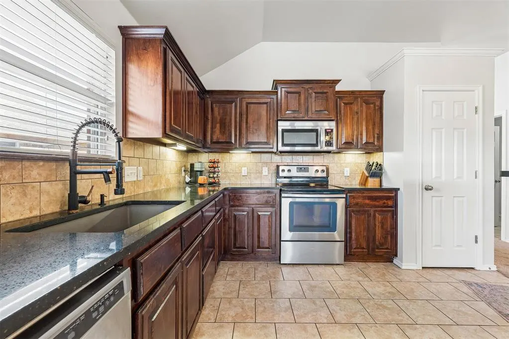 Photo 16 — 12607 SE 18th Street, Choctaw, OK 73020