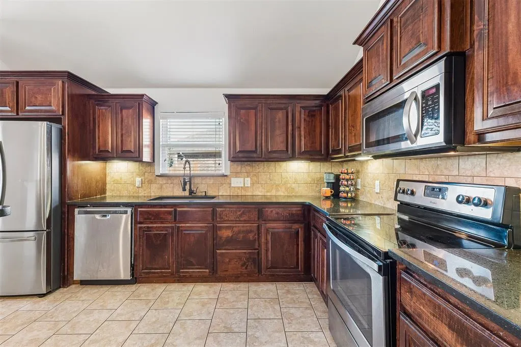 Photo 18 — 12607 SE 18th Street, Choctaw, OK 73020
