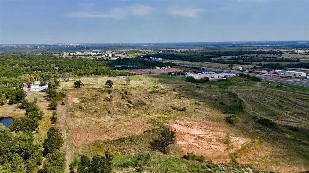 Photo 8 — 44160 S Perkins Road, Stillwater, OK 74074