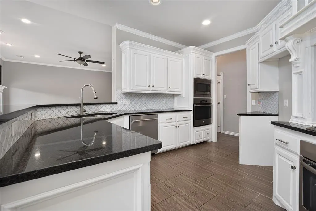 Photo 4 — 12208 Long Lake Boulevard, Oklahoma City, OK 73170