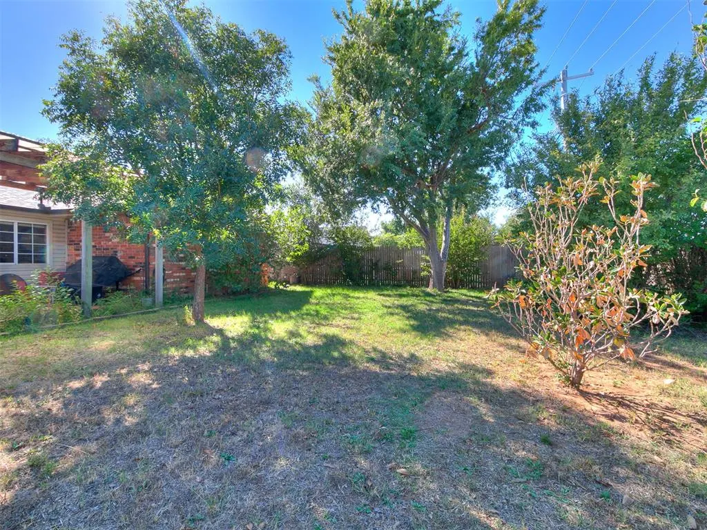 Photo 19 — 337 Choctaw Place, Yukon, OK 73099