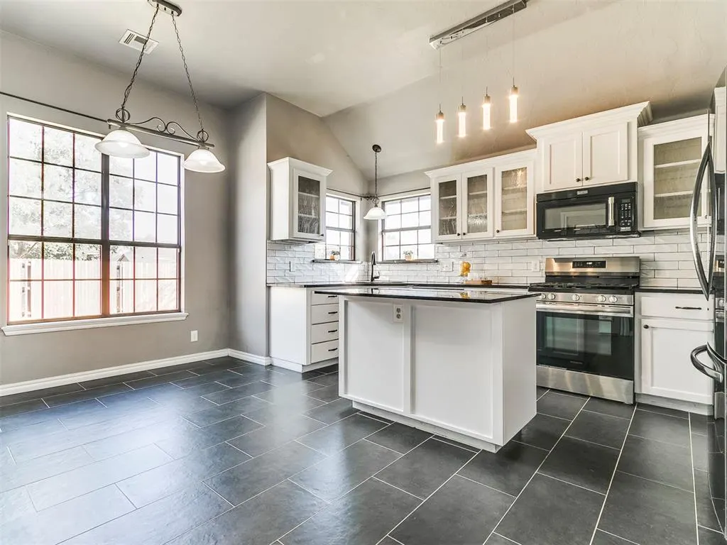 Photo 13 — 417 Shrill Street, Norman, OK 73071