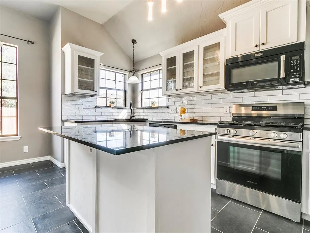 Photo 17 — 417 Shrill Street, Norman, OK 73071