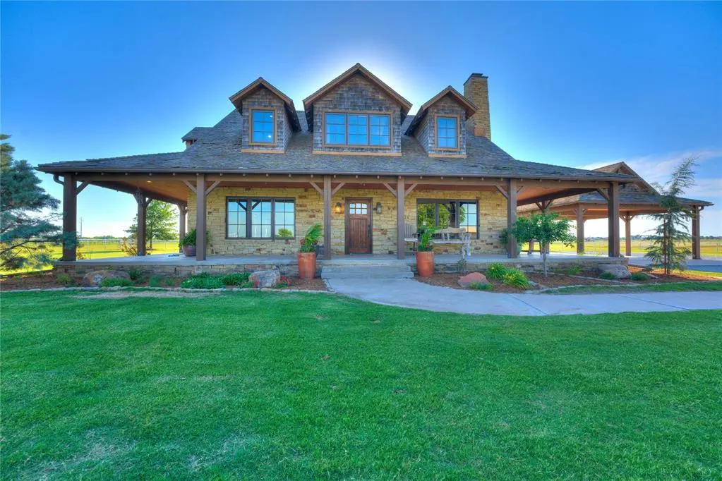 Photo 3 — 16009 N Sara Road, Piedmont, OK 73078