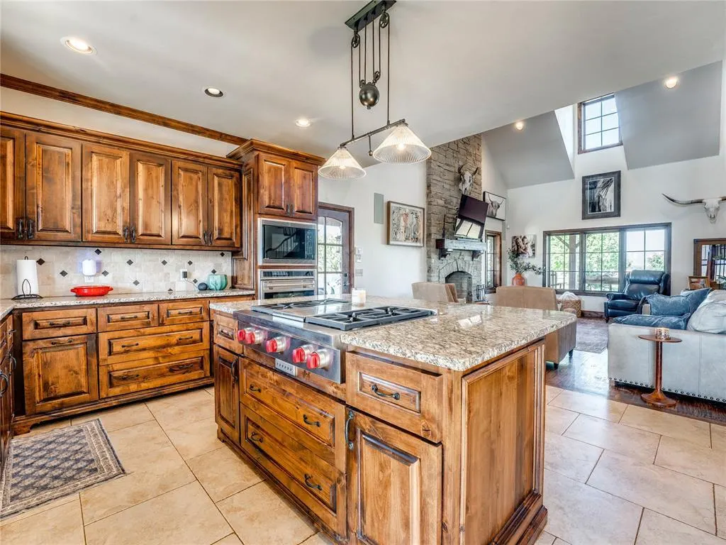 Photo 11 — 16009 N Sara Road, Piedmont, OK 73078