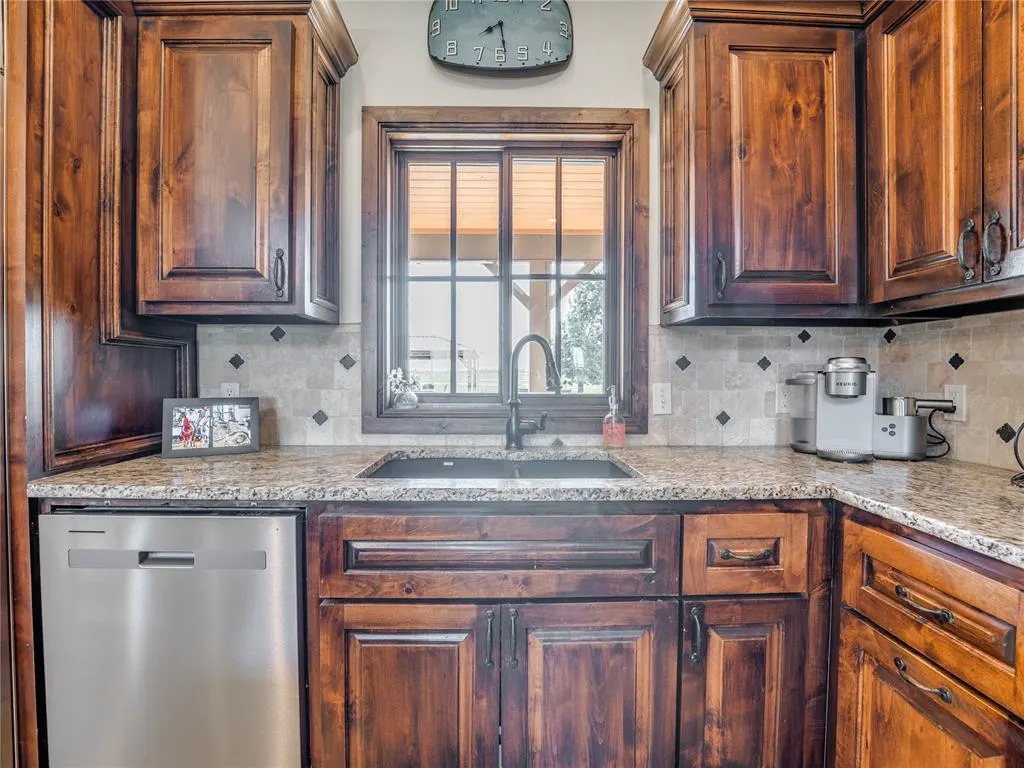 Photo 12 — 16009 N Sara Road, Piedmont, OK 73078
