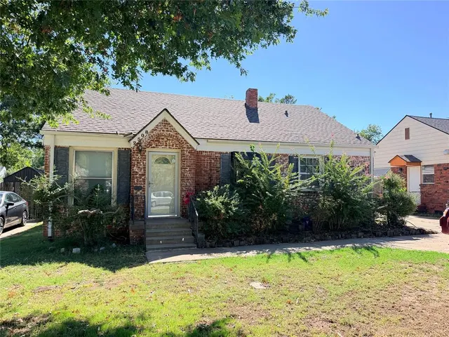 Photo 2 — 2508 Cummings Drive, Oklahoma City, OK 73107