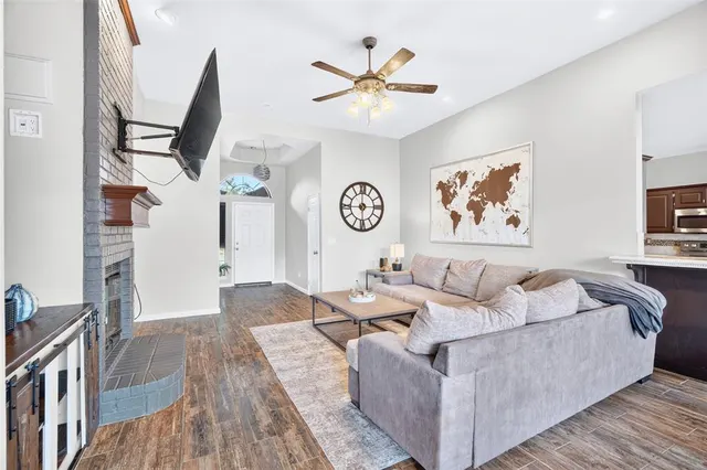 Photo 6 — 4732 Jay Matt Drive, Yukon, OK 73099