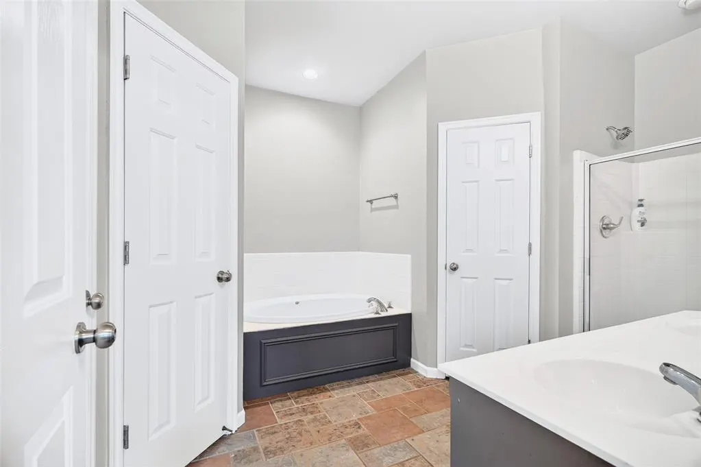 Photo 16 — 4732 Jay Matt Drive, Yukon, OK 73099