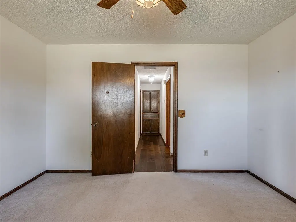 Photo 38 — 1029 Montreal Drive, Yukon, OK 73099