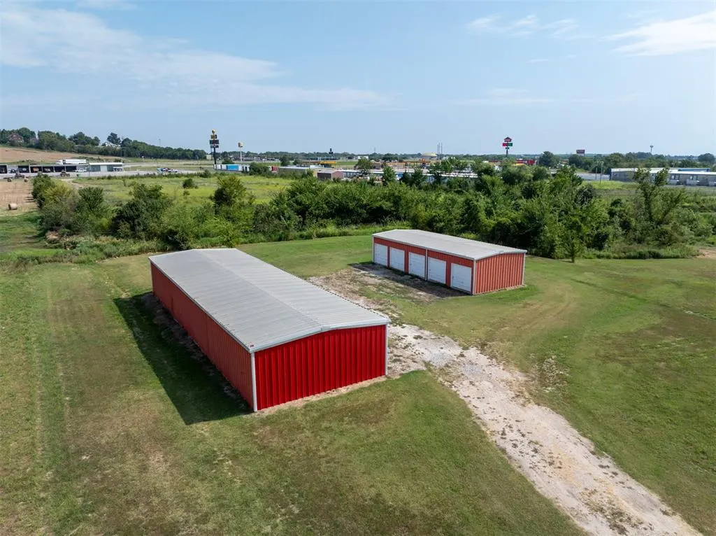 Photo 24 — 208 W Hollie Road, Okemah, OK 74859