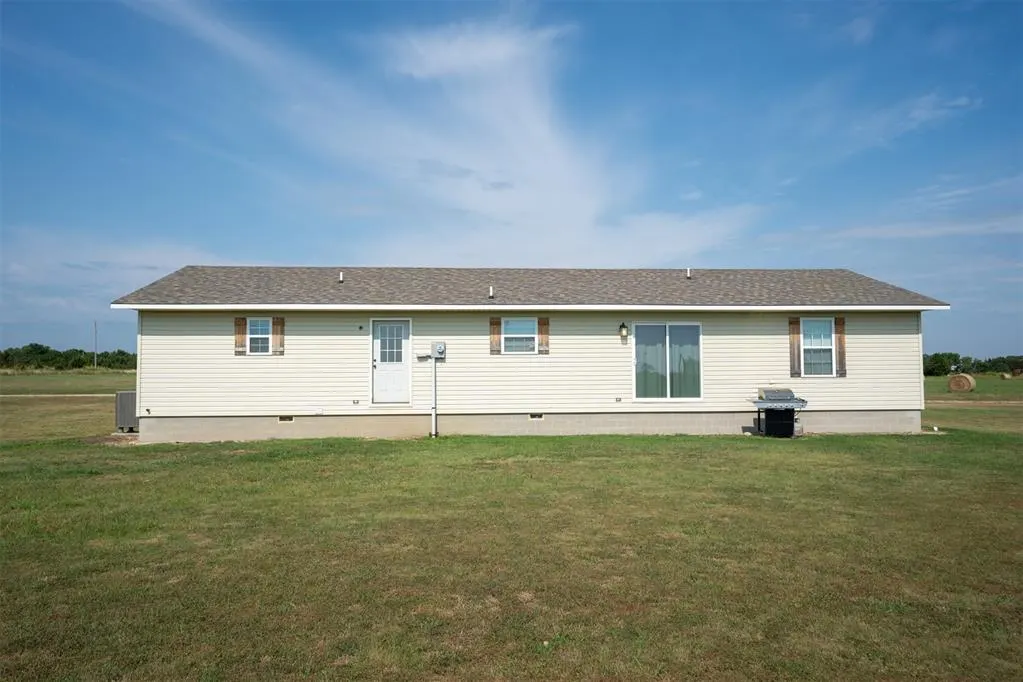 Photo 31 — 208 W Hollie Road, Okemah, OK 74859