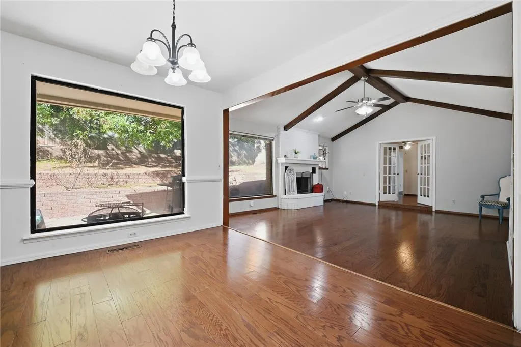 Photo 7 — 2301 Woodford Way, Edmond, OK 73034