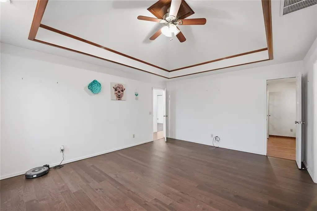 Photo 15 — 2301 Woodford Way, Edmond, OK 73034