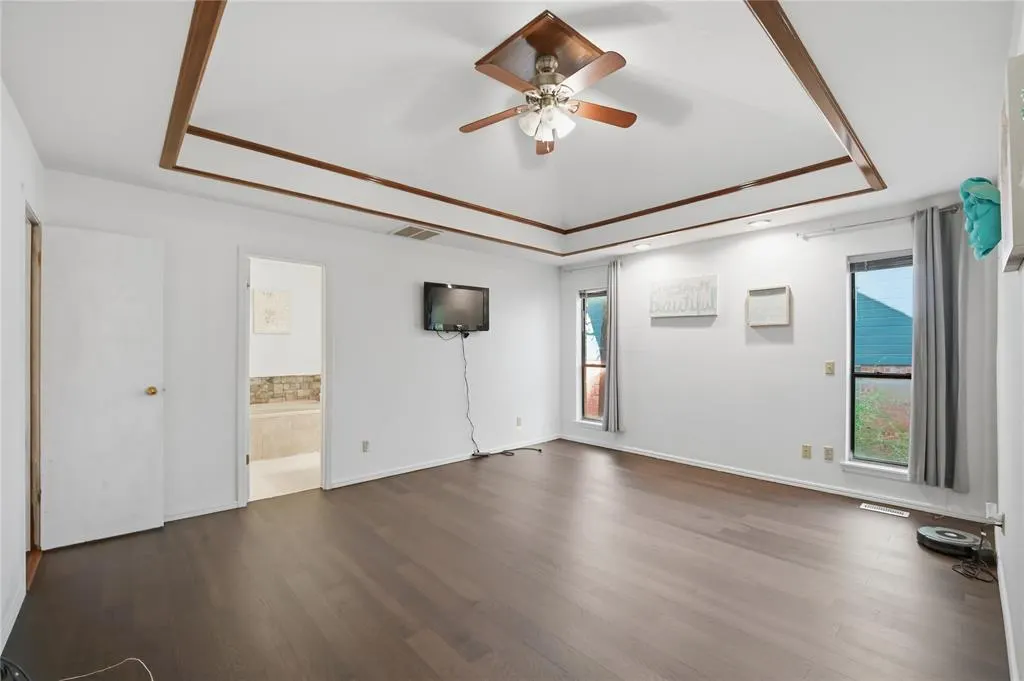 Photo 16 — 2301 Woodford Way, Edmond, OK 73034