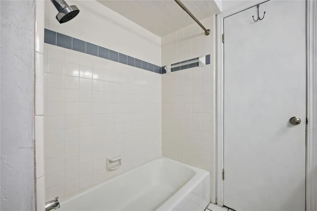 Photo 28 — 2301 Woodford Way, Edmond, OK 73034