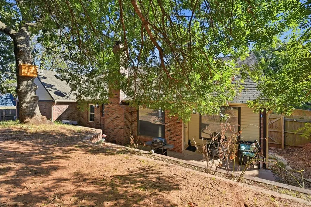Photo 34 — 2301 Woodford Way, Edmond, OK 73034