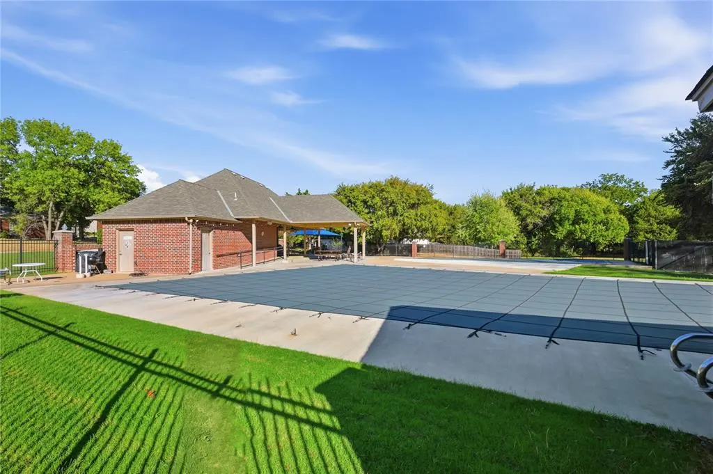 Photo 38 — 2301 Woodford Way, Edmond, OK 73034