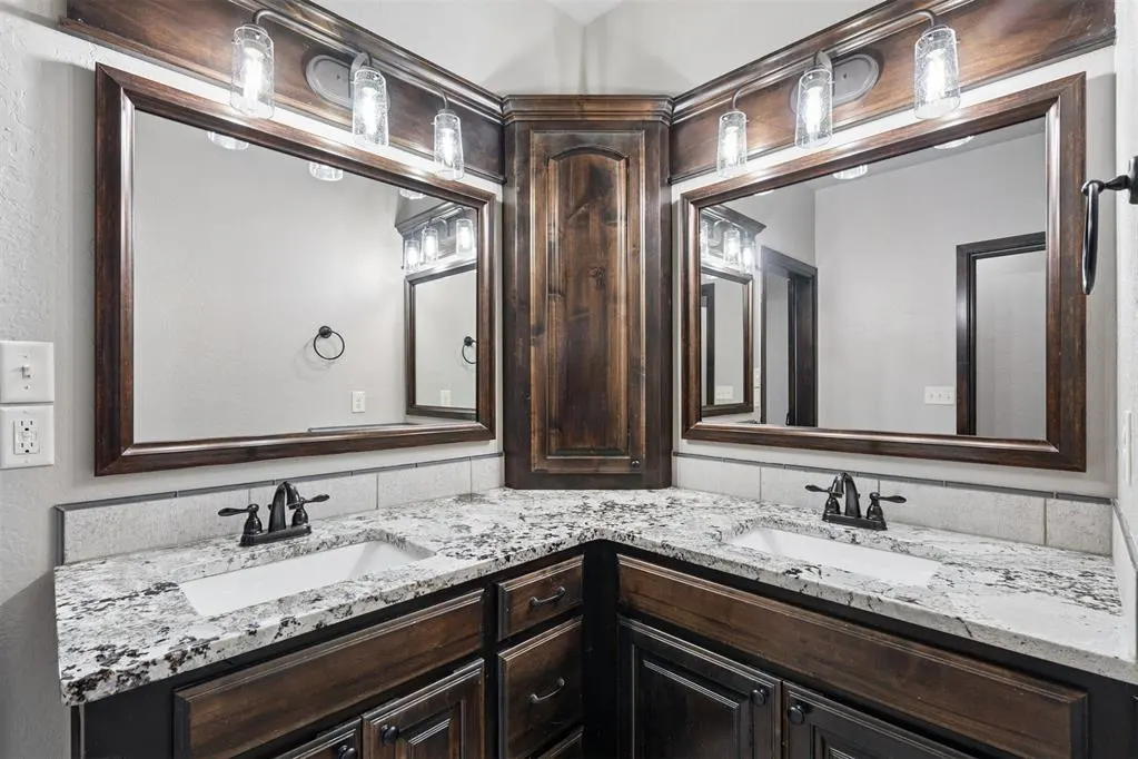 Photo 25 — 2186 SW 56th Street, Lawton, OK 73505