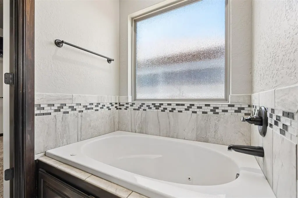 Photo 36 — 2186 SW 56th Street, Lawton, OK 73505