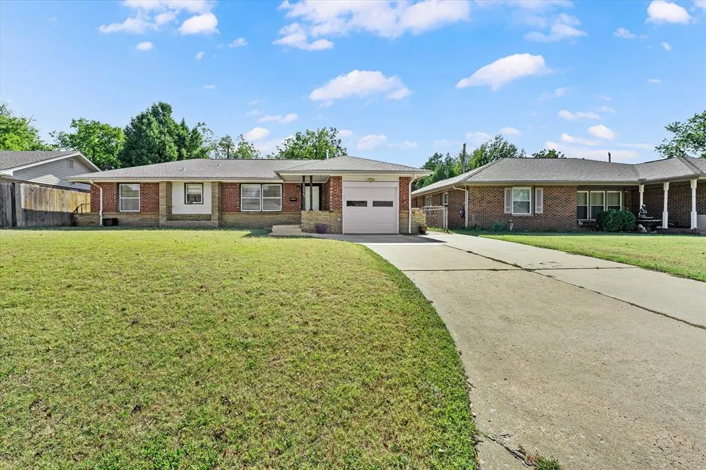 Photo 6 — 2206 Dublin Road, Oklahoma City, OK 73120