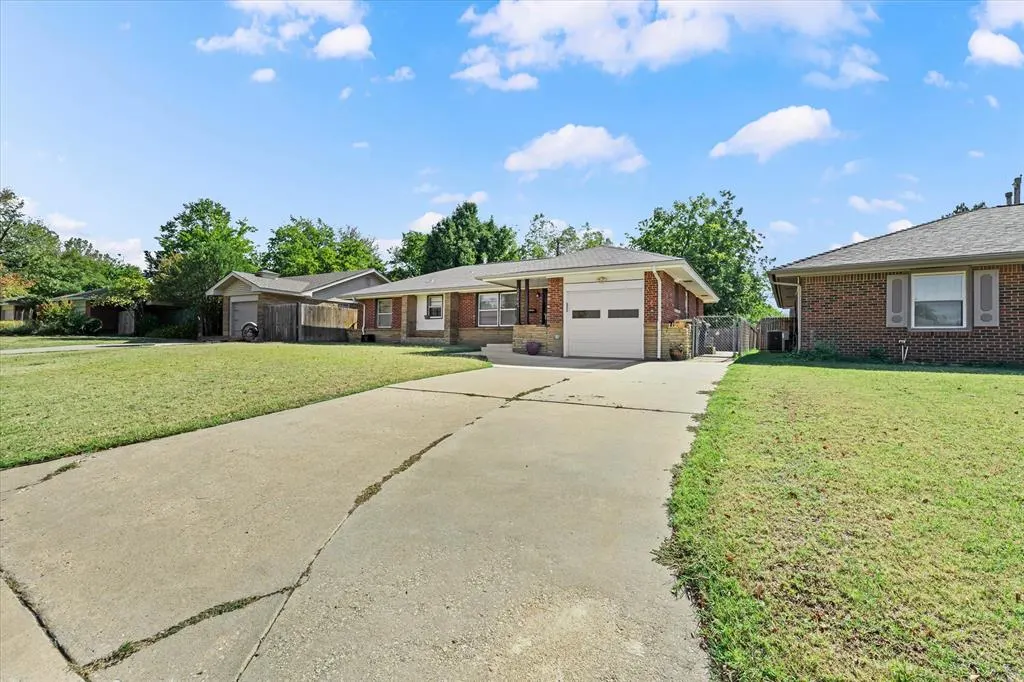 Photo 7 — 2206 Dublin Road, Oklahoma City, OK 73120