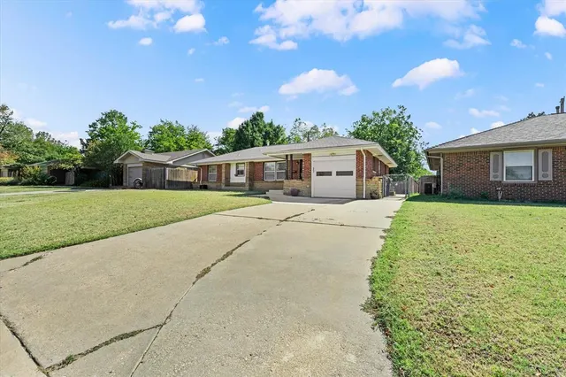Photo 7 — 2206 Dublin Road, Oklahoma City, OK 73120