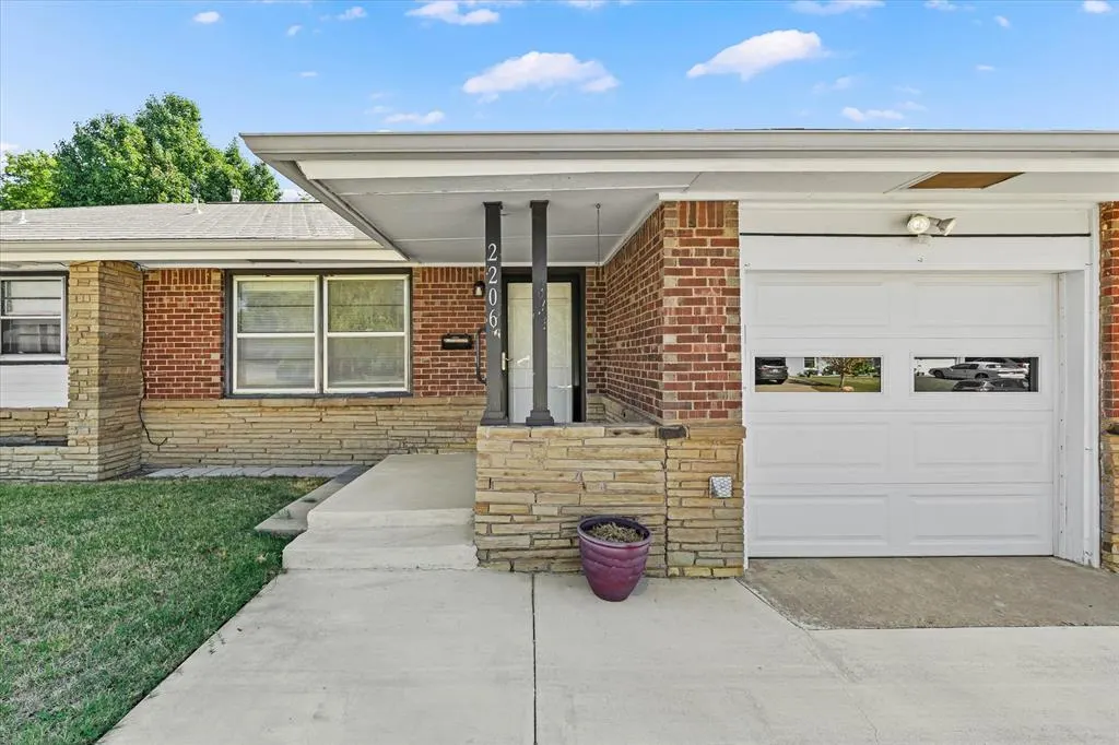 Photo 8 — 2206 Dublin Road, Oklahoma City, OK 73120