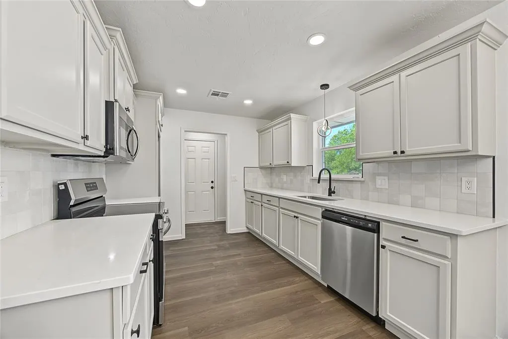 Photo 4 — 1904 Van Buren Ave NE, Piedmont, OK 73078