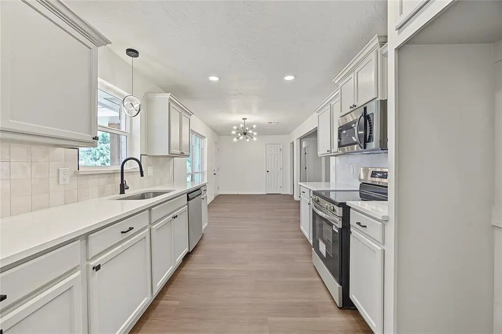 Photo 5 — 1904 Van Buren Ave NE, Piedmont, OK 73078