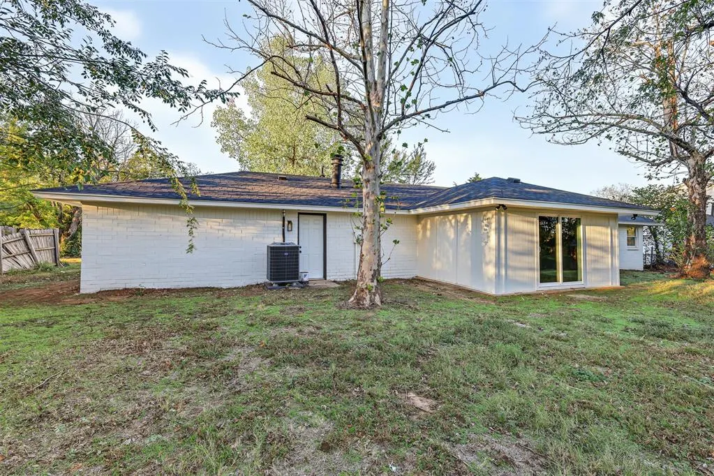 Photo 20 — 1904 Van Buren Ave NE, Piedmont, OK 73078
