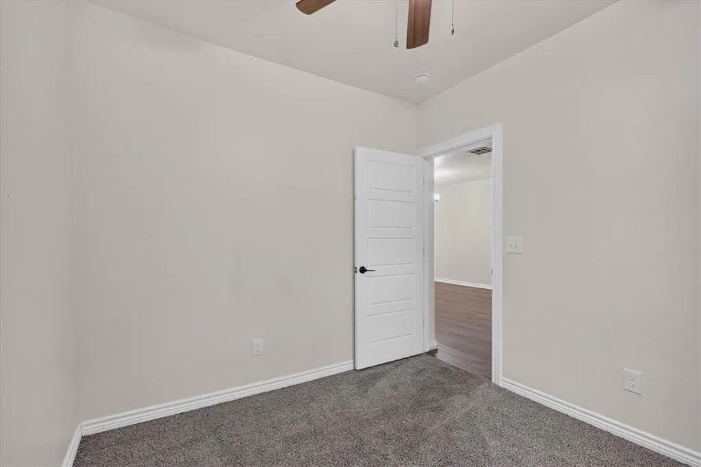 Photo 14 — 609 E Grant Avenue, Guthrie, OK 73044