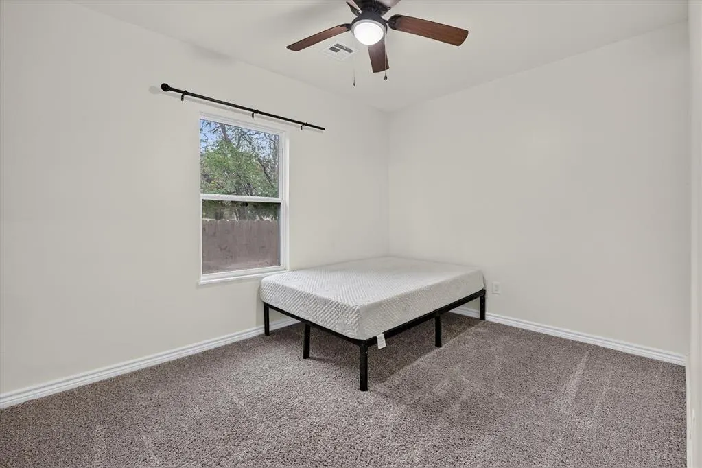 Photo 17 — 609 E Grant Avenue, Guthrie, OK 73044
