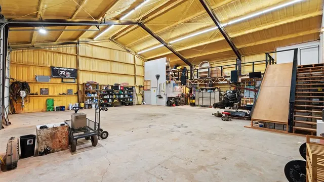 Photo 5 — 14101 Iron Road, McLoud, OK 74851