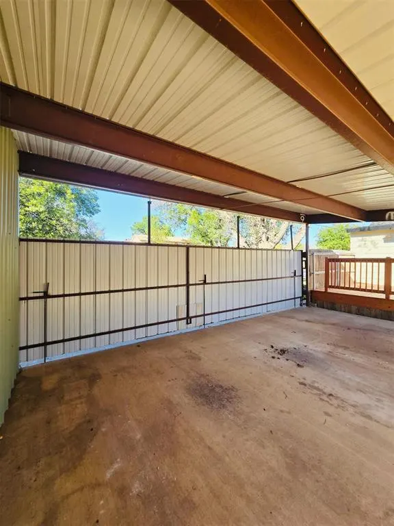 Photo 11 — 1529 N Willard Street, Altus, OK 73521