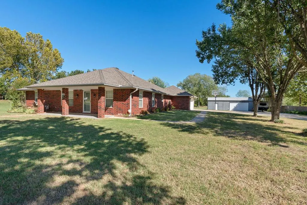 Photo 45 — 11 Cardinal Lane, Shawnee, OK 74804