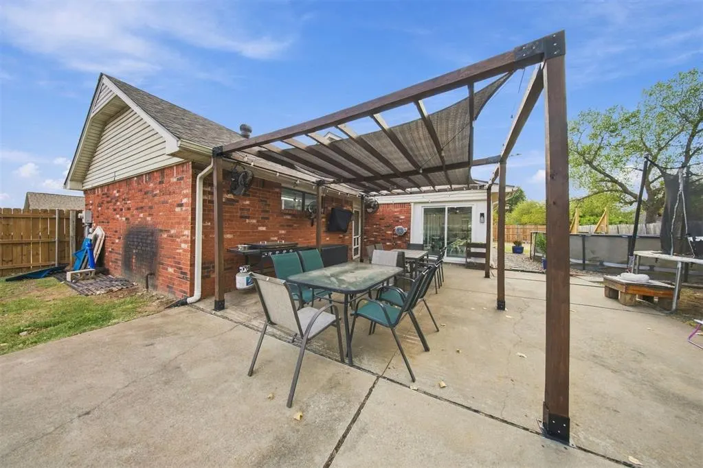 Photo 35 — 4000 Regatta Street, Yukon, OK 73099