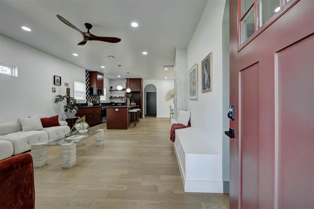 Photo 2 — 2118 N Fonshill Avenue, Oklahoma City, OK 73111