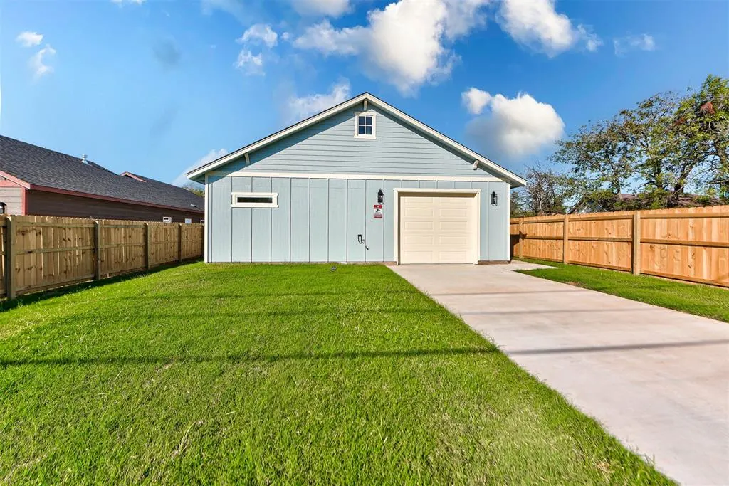 Photo 50 — 2118 N Fonshill Avenue, Oklahoma City, OK 73111