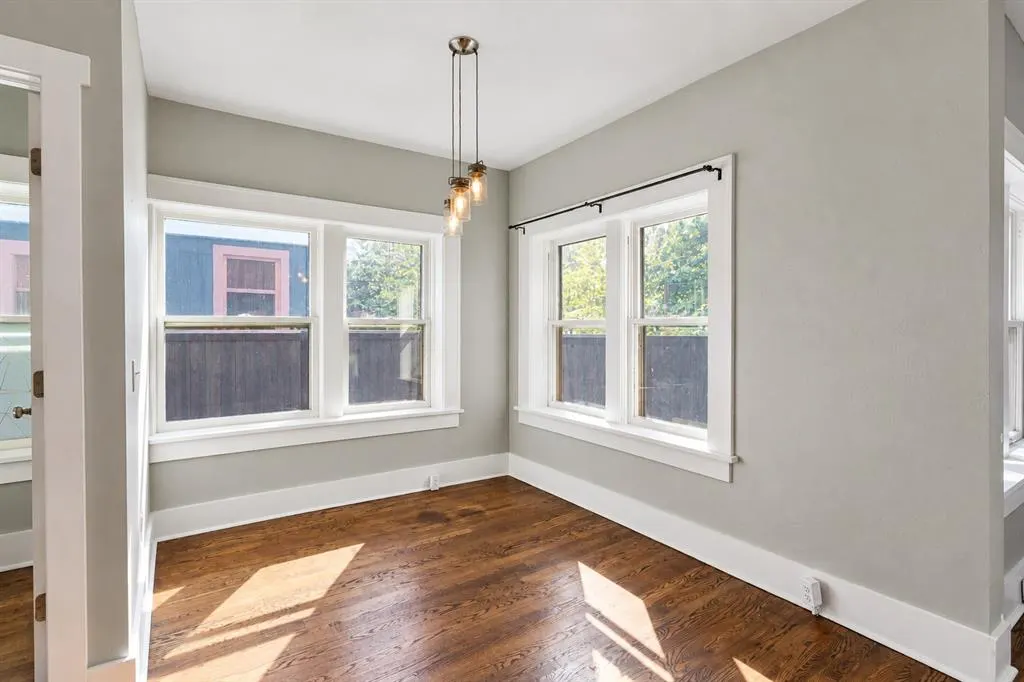 Photo 5 — 302 NE 16th Street, Oklahoma City, OK 73117